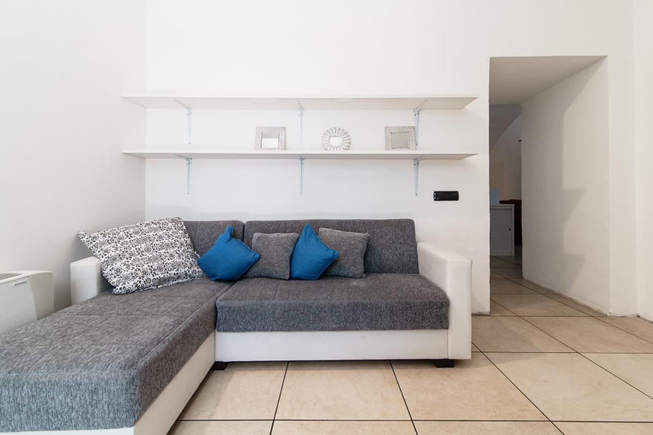 Loft Near Duomo Apartment Комо Екстериор снимка