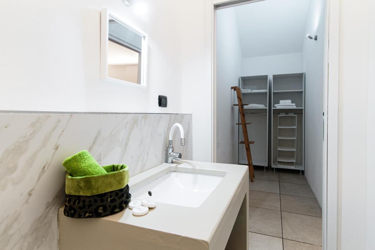 Loft Near Duomo Apartment Комо Екстериор снимка