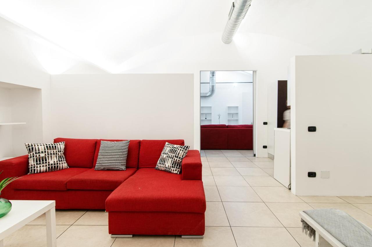 Loft Near Duomo Apartment Комо Екстериор снимка